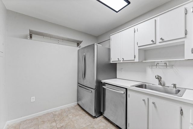 1300 NE Miami Gardens Drive 308E, Miami, FL 33179