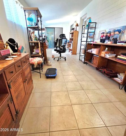 1047 E FAIRFIELD Street, Mesa, AZ 85203