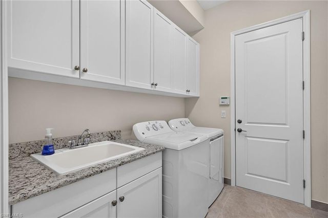 28777 Montecristo LOOP, Bonita Springs, FL 34135