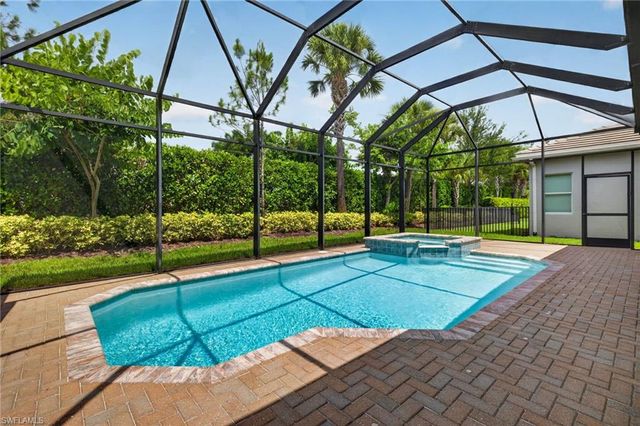 28777 Montecristo LOOP, Bonita Springs, FL 34135