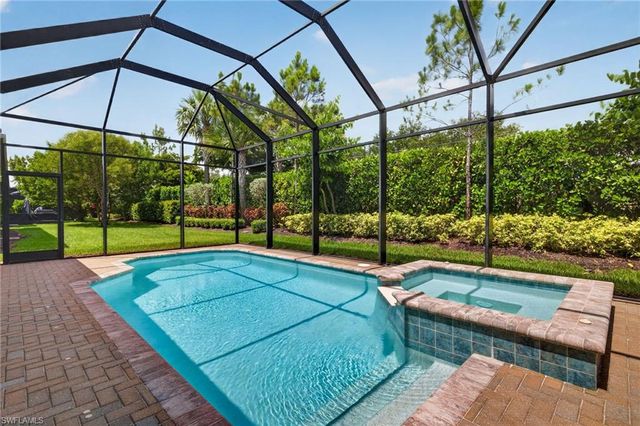 28777 Montecristo LOOP, Bonita Springs, FL 34135