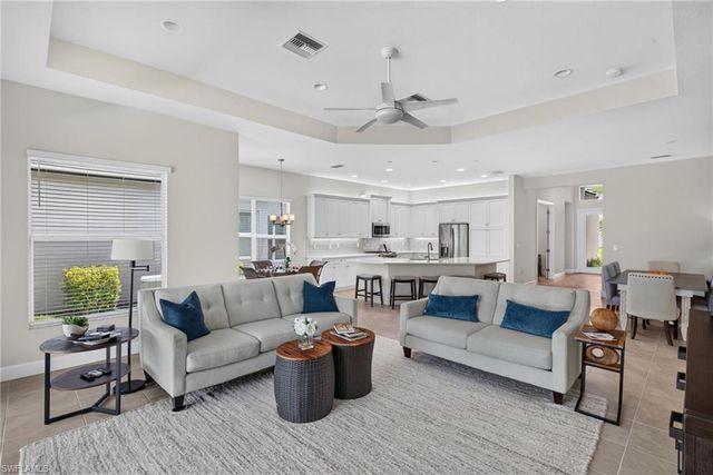 28777 Montecristo LOOP, Bonita Springs, FL 34135