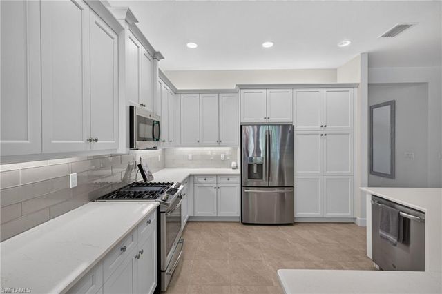 28777 Montecristo LOOP, Bonita Springs, FL 34135