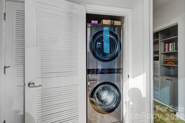 210 N Church Street 1507, Charlotte, NC 28202