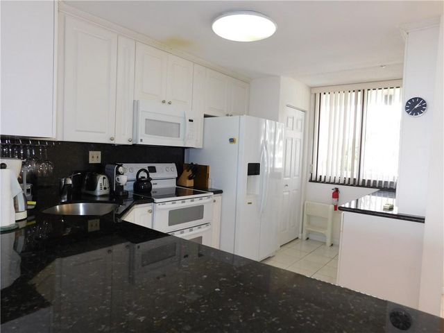 510 N Ocean Boulevard Unit 404, Pompano Beach, FL 33062
