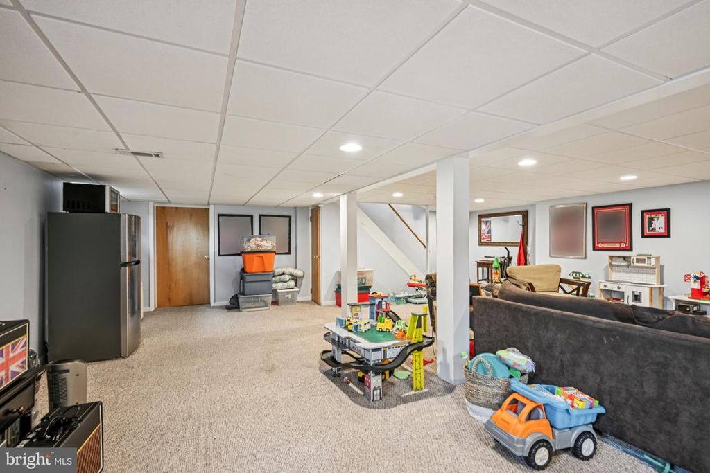 1001 CHERRY LN, Cinnaminson, NJ 08077