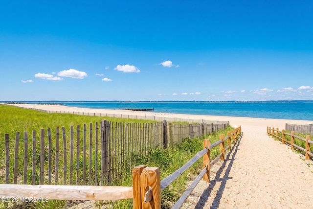 425 Bayview Avenue, Union Beach, NJ 07735