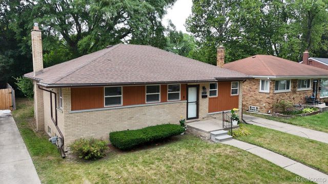 24061 Rensselaer Street, Oak Park, MI 48237