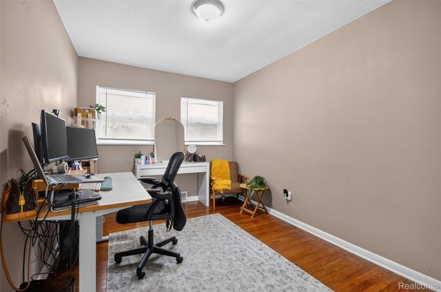 24061 Rensselaer Street, Oak Park, MI 48237