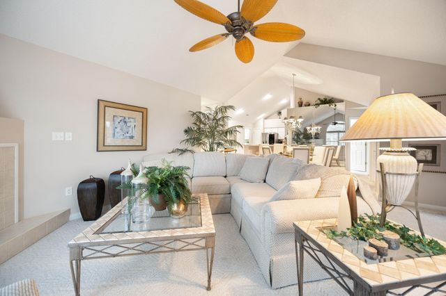 334 Cathederal Place, Bronston, KY 42518