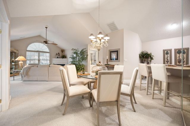 334 Cathederal Place, Bronston, KY 42518