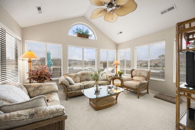 334 Cathederal Place, Bronston, KY 42518