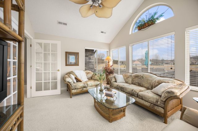 334 Cathederal Place, Bronston, KY 42518