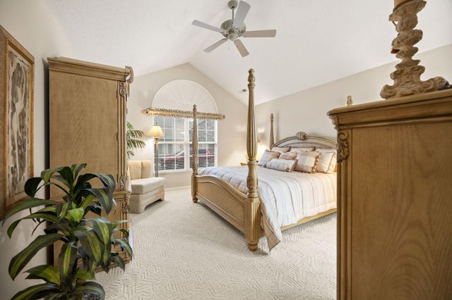 334 Cathederal Place, Bronston, KY 42518