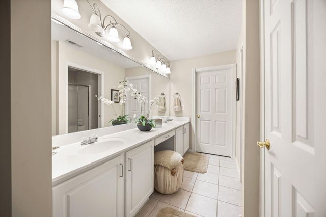 334 Cathederal Place, Bronston, KY 42518