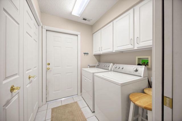 334 Cathederal Place, Bronston, KY 42518