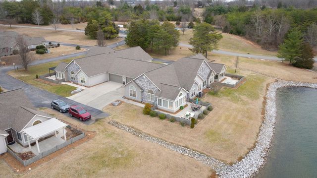 334 Cathederal Place, Bronston, KY 42518