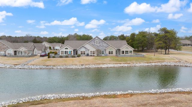 334 Cathederal Place, Bronston, KY 42518