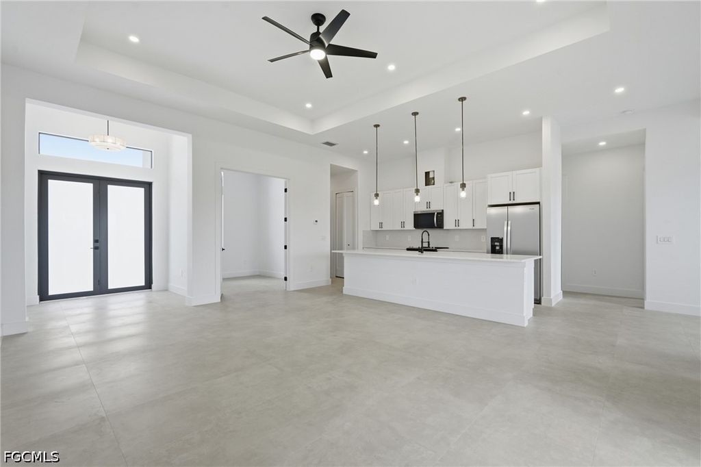 Image 12 of property listing at 227 NE 15th ST, Cape Coral, FL 33909