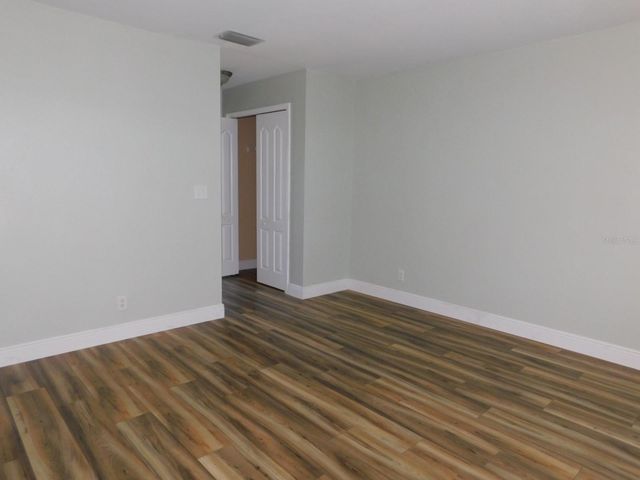 4009 E GATOR CIRCLE, Cape Coral, FL 33909