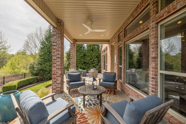 1235 E Adelaide Lane, Fayetteville, AR 72703