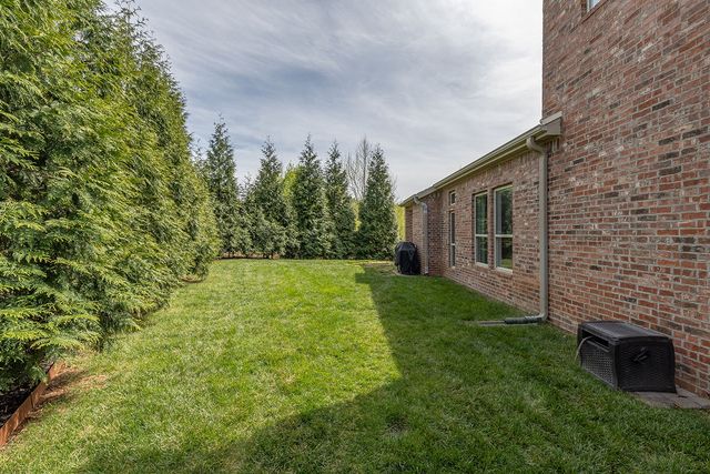 1235 E Adelaide Lane, Fayetteville, AR 72703