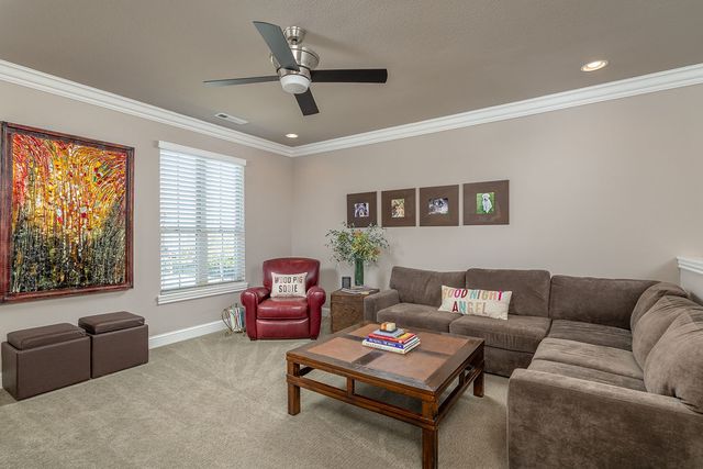 1235 E Adelaide Lane, Fayetteville, AR 72703