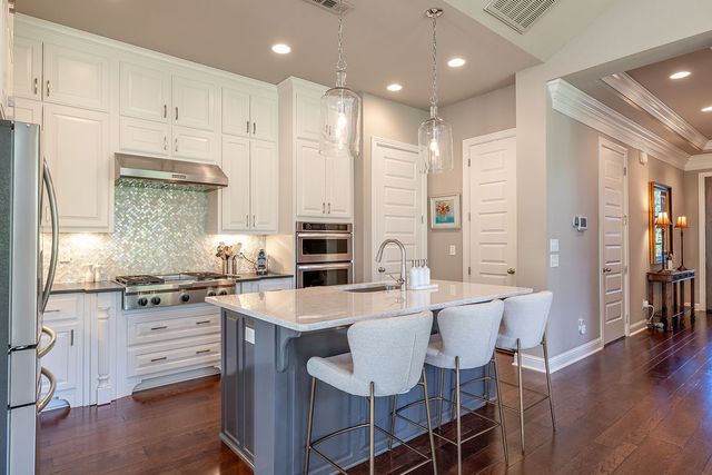 1235 E Adelaide Lane, Fayetteville, AR 72703