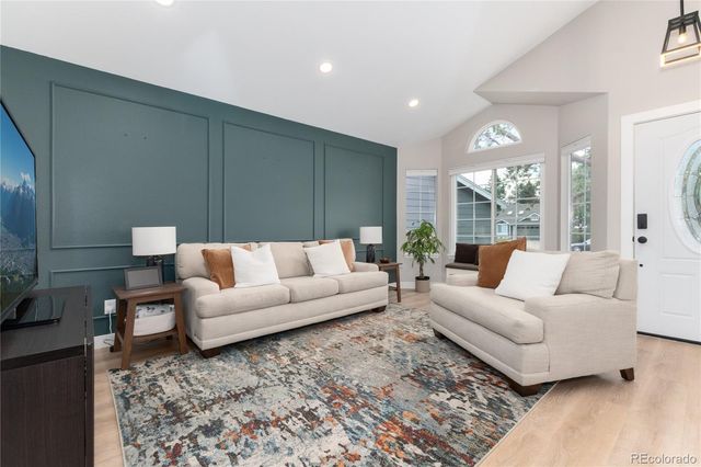 9561 Brentford Drive, Littleton, CO 80130