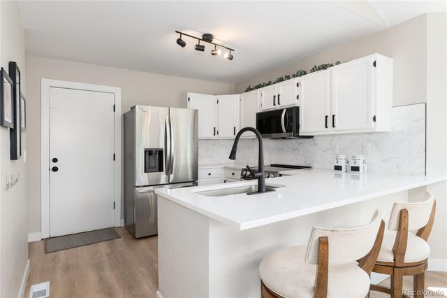 9561 Brentford Drive, Littleton, CO 80130