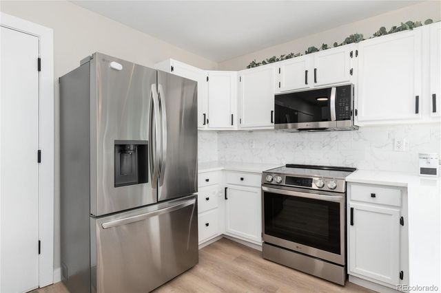 9561 Brentford Drive, Littleton, CO 80130
