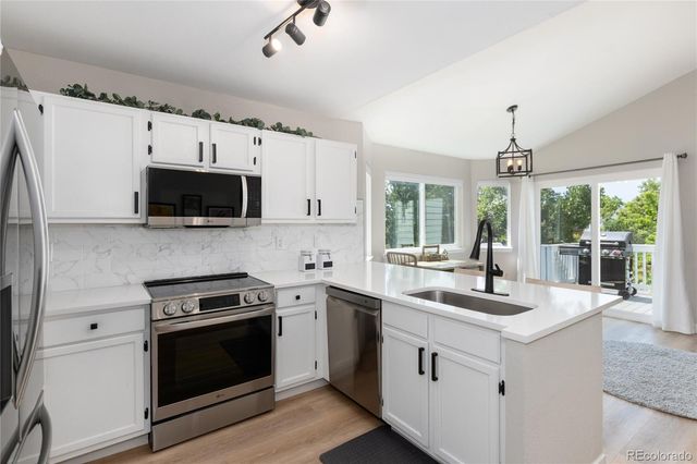 9561 Brentford Drive, Littleton, CO 80130