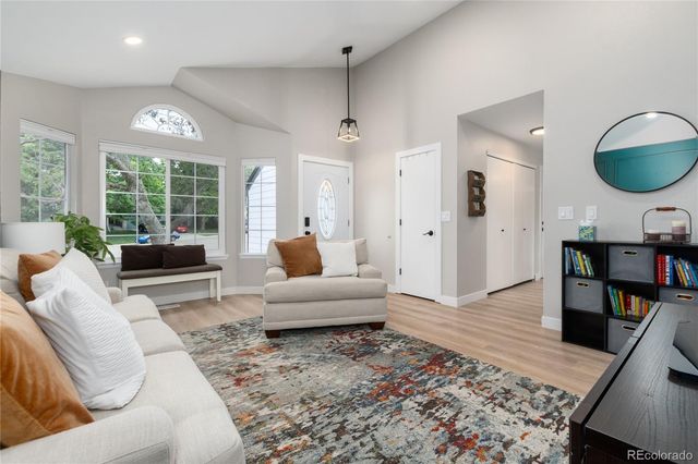 9561 Brentford Drive, Littleton, CO 80130