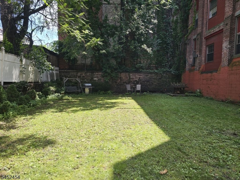 79 Montgomery St 4F, Paterson City, NJ 07501 — photo 2