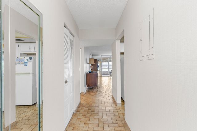 7624 NW 18TH Street 407, Margate, FL 33063