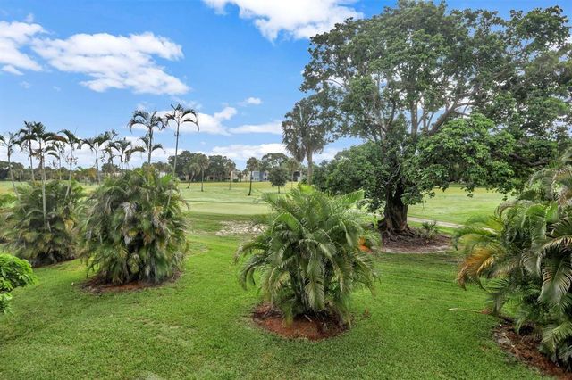 7624 NW 18TH Street 407, Margate, FL 33063