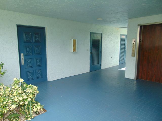7624 NW 18TH Street 407, Margate, FL 33063
