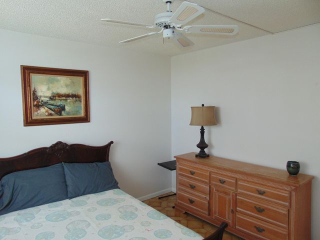 7624 NW 18TH Street 407, Margate, FL 33063