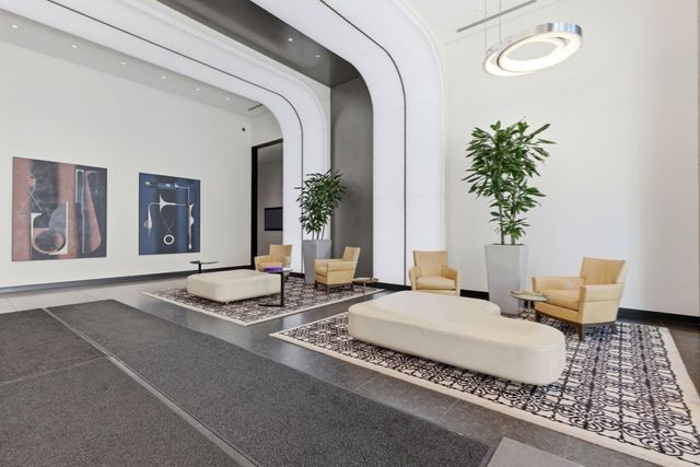 188 Brookline Avenue 23I, Boston, MA 02215
