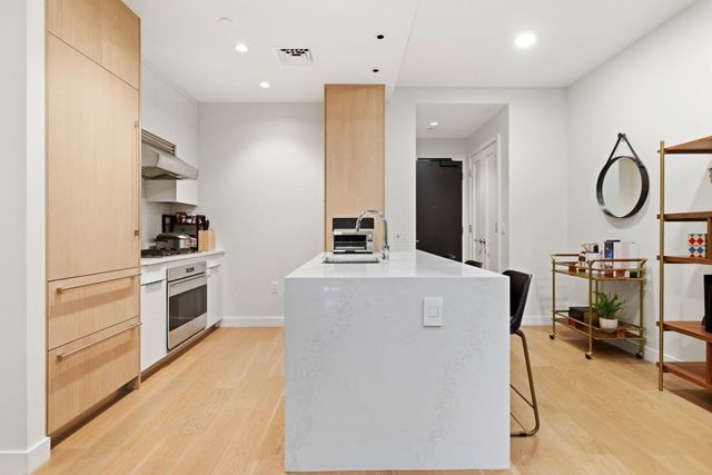 188 Brookline Avenue 23I, Boston, MA 02215