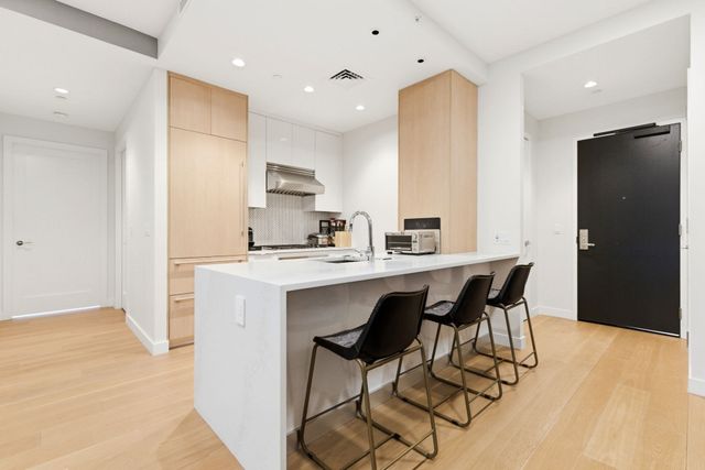 188 Brookline Avenue 23I, Boston, MA 02215