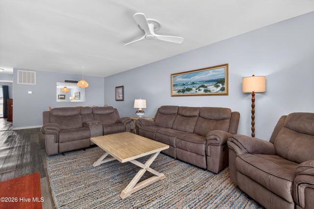 1013 Carolina Beach Avenue N 3g, Carolina Beach, NC 28428