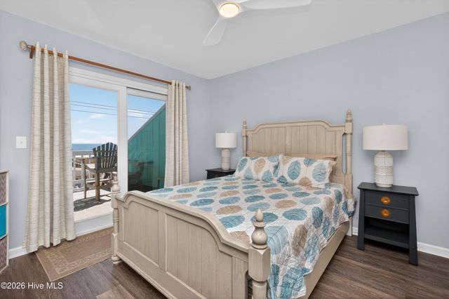 1013 Carolina Beach Avenue N 3g, Carolina Beach, NC 28428