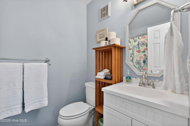 1013 Carolina Beach Avenue N 3g, Carolina Beach, NC 28428