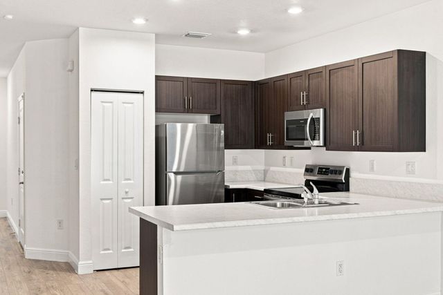 1434 SW 54TH Avenue, North Lauderdale, FL 33068