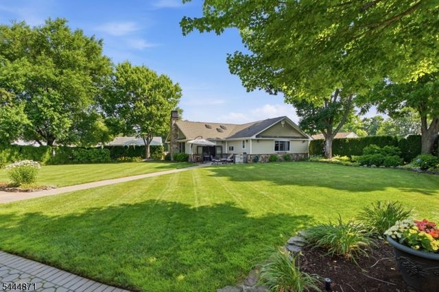 1453 Tooz Pl, South Plainfield Boro, NJ 07080