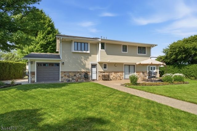 1453 Tooz Pl, South Plainfield Boro, NJ 07080