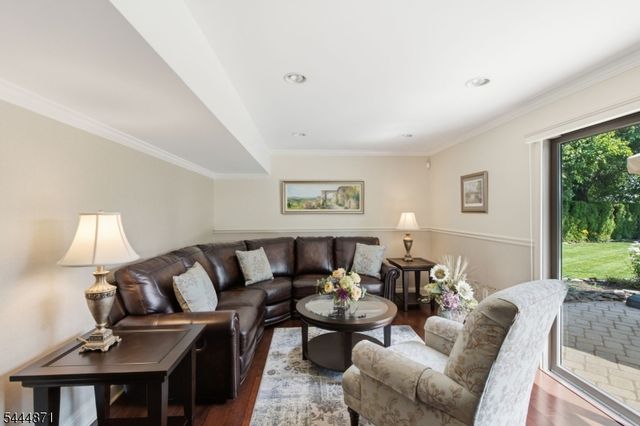 1453 Tooz Pl, South Plainfield Boro, NJ 07080
