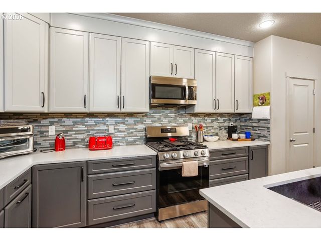 4201 N PIONEER CANYON Dr, Ridgefield, WA 98642