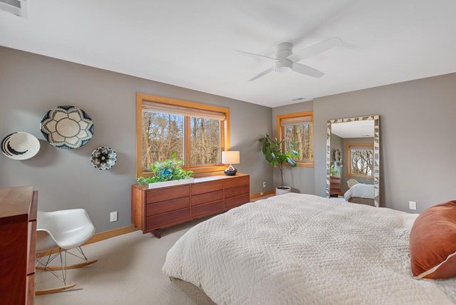 1434 E Brown Deer ROAD, Bayside, WI 53217